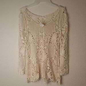 Lovely 365 Cream Lace Crochet Women's Top size medium New
